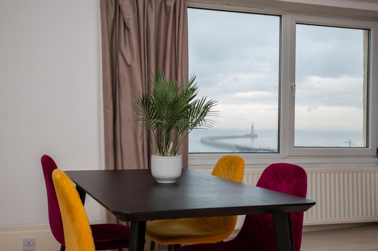 Roker Sea Front Apartments By #Shortstaysaway Sunderland  Kültér fotó